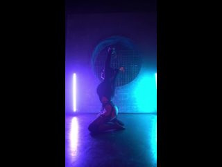 bunker onlyfans j gri (evgeniya) twerk dance 3